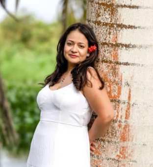 Mayra olivares review